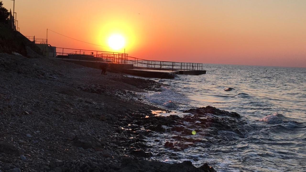 Appartamento Fontana Izola Esterno foto