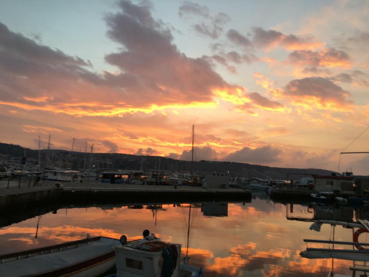 Appartamento Fontana Izola Esterno foto