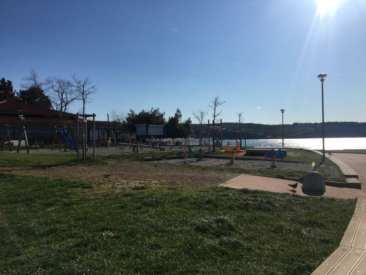 Appartamento Fontana Izola Esterno foto